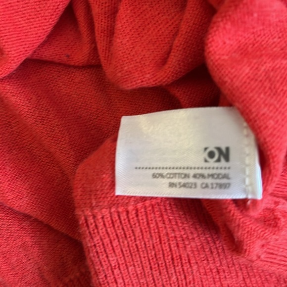 Old Navy Lightweight Red Button Down V Neck Cardigan w Button Accents Cuffs XL - Picture 5 of 6